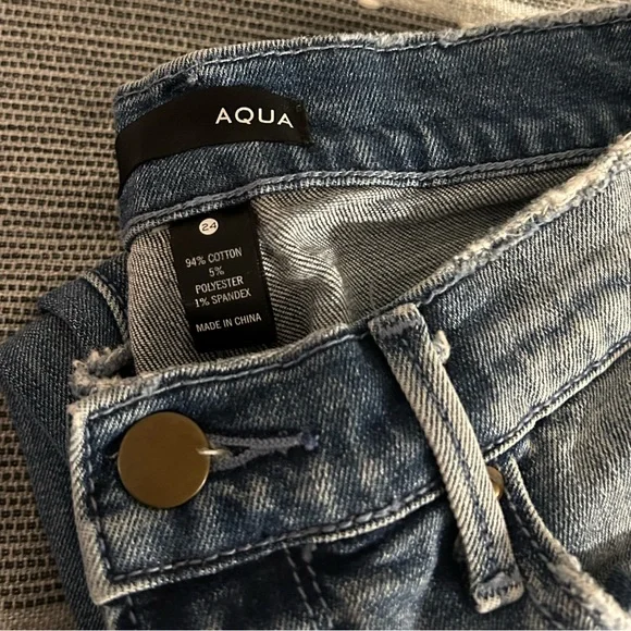 Aqua Pearl Distressed Denim Jeans - Picture 6 of 6